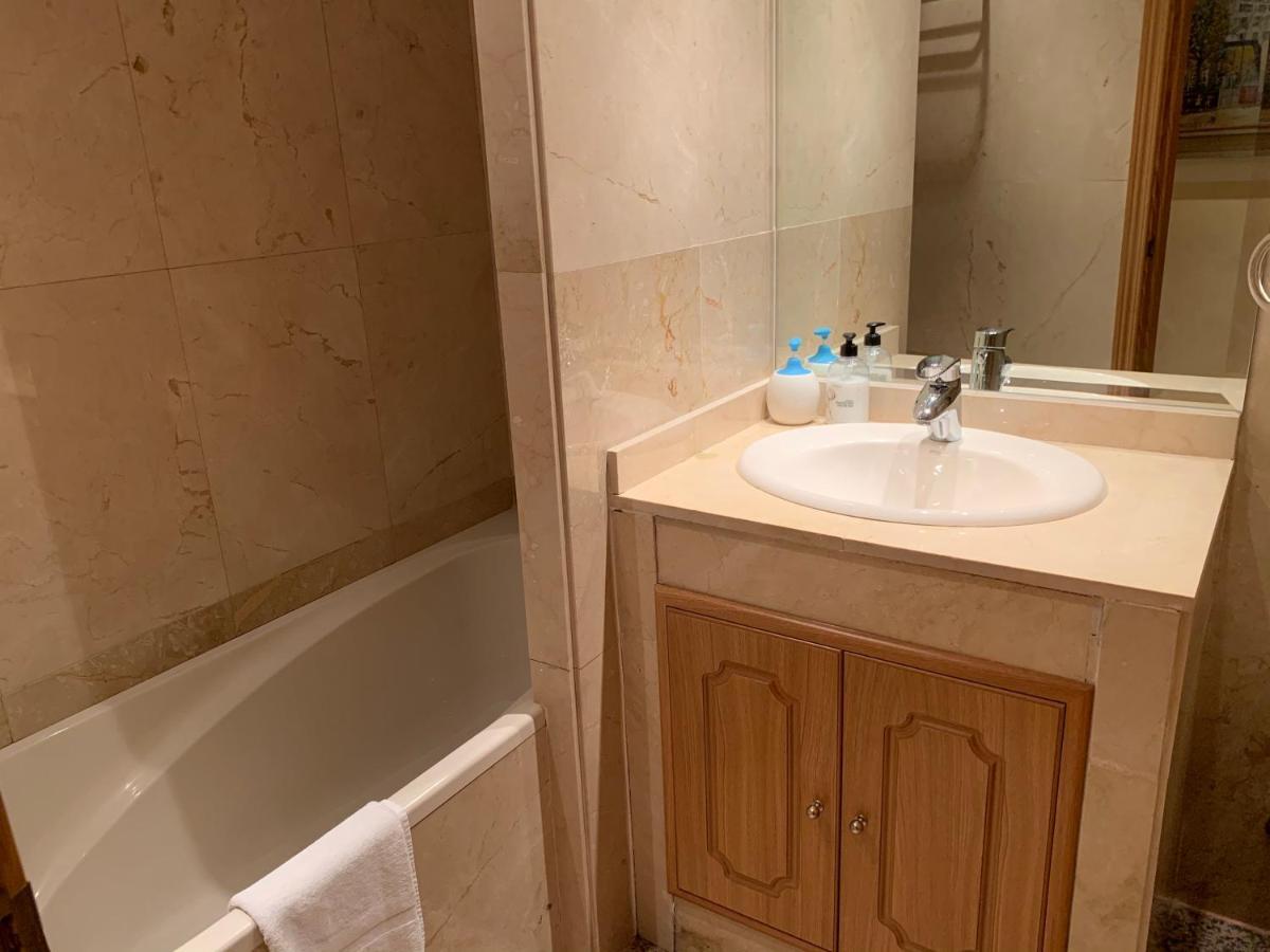 Apartamentos Torr Av America - Lopez De Hoyos - Chamartin Madrid Exterior photo